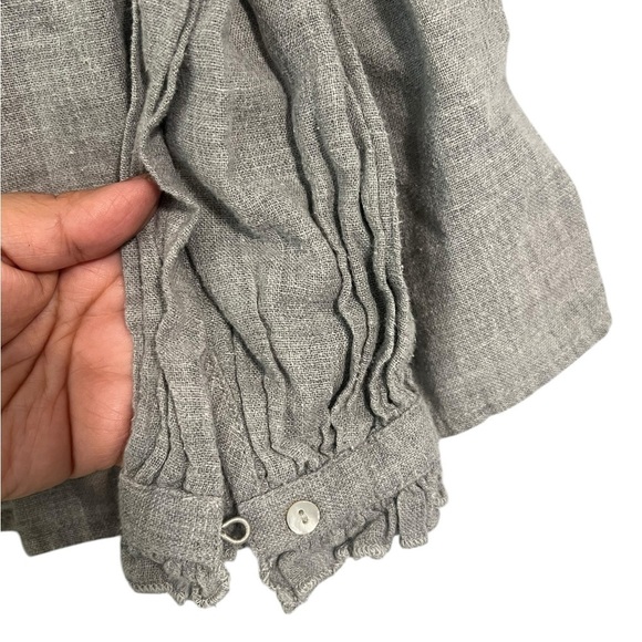 Zara Floral Embroidered Gray Blouse small - Picture 5 of 9